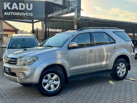 TOYOTA HILUX 3.0 SRV 4X4 CD 16V TURBO INTERCOOLER DIESEL 4P AUTOMÁTICO